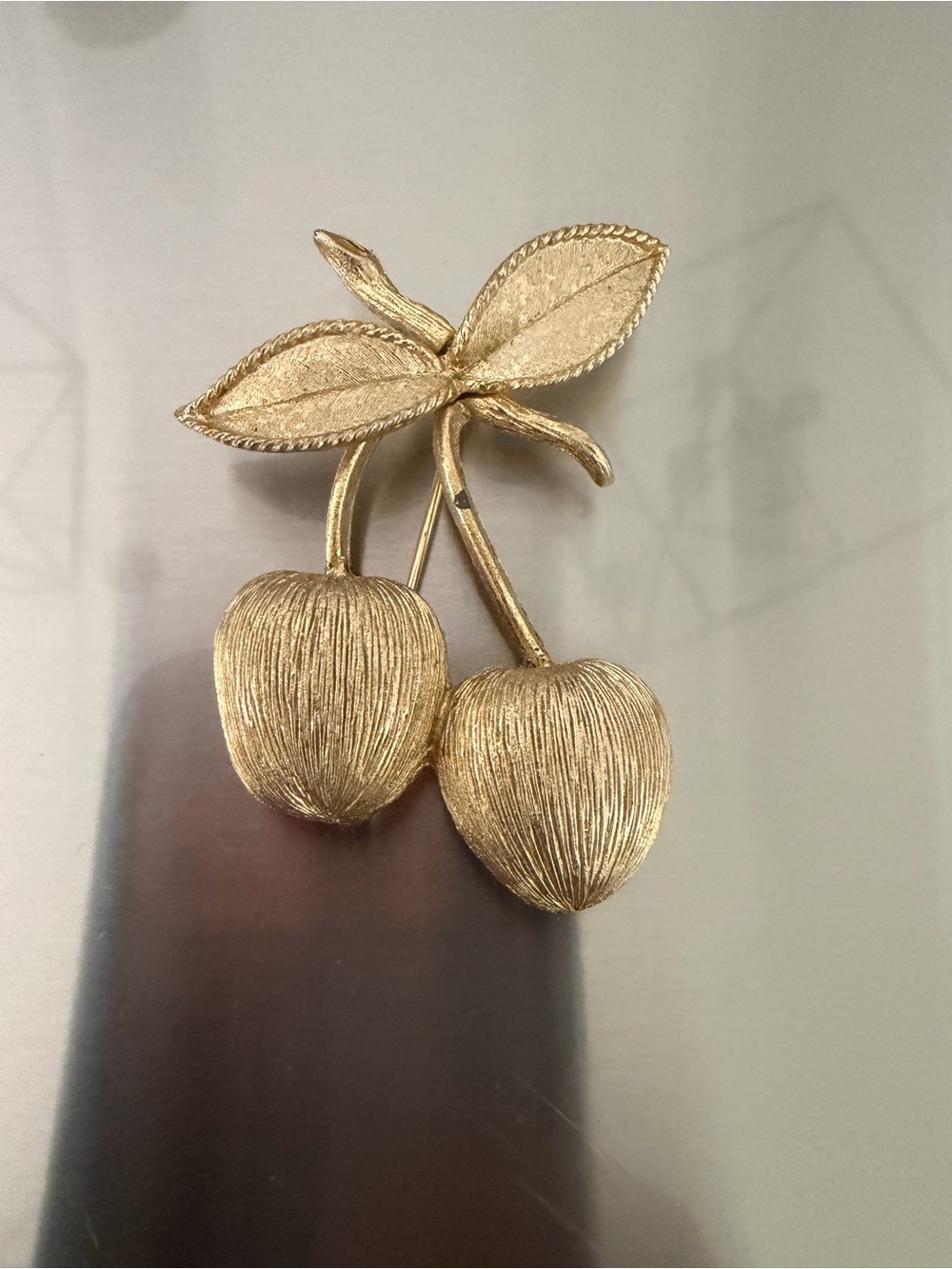 Sarah Coventry vintage Gold Cherry Blossom Brooch - Elegant Womens Jewelry